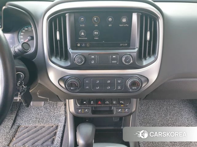 Chevrolet (GM Daewoo) Real New Colorado 2022 Черный из Кореи, фото 4