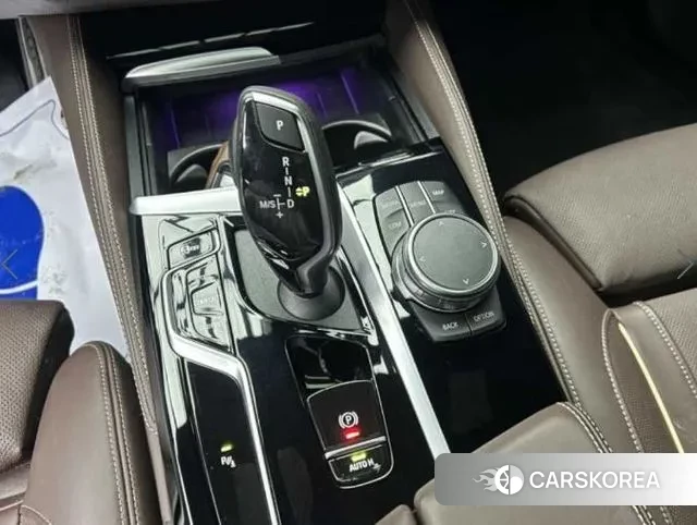 BMW 5 Series (G30) 2022 Черный из Кореи, фото 4