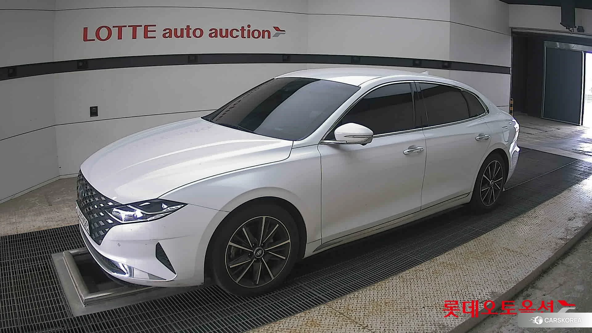 Hyundai Grandeur 2020 White cream (optional) из Кореи, фото 4
