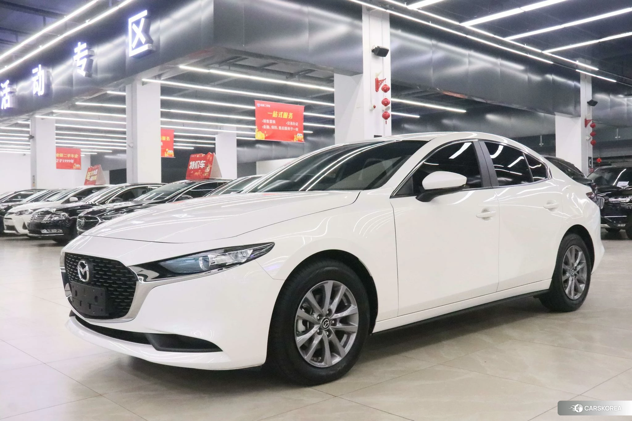 Mazda 3 2023 Белый из Китая, фото 4