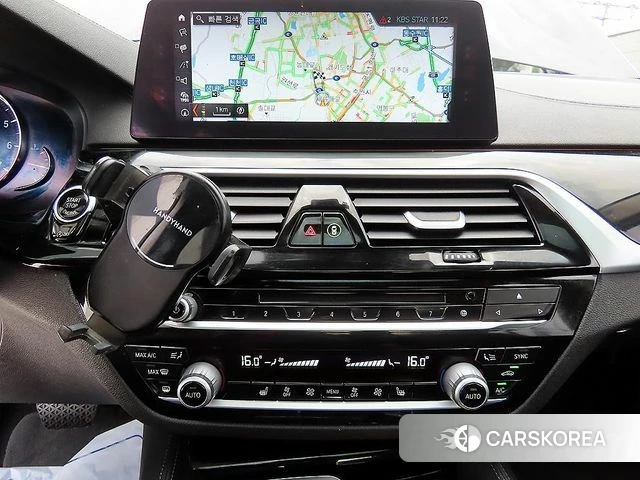 BMW 5 Series (G30) 2018 Черный из Кореи, фото 4
