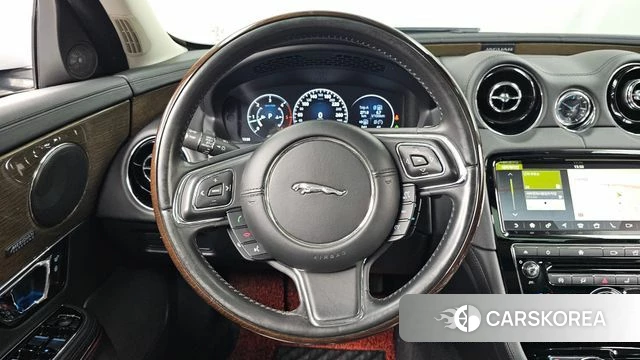 Jaguar All New XJ 2018 Белый из Кореи, фото 4