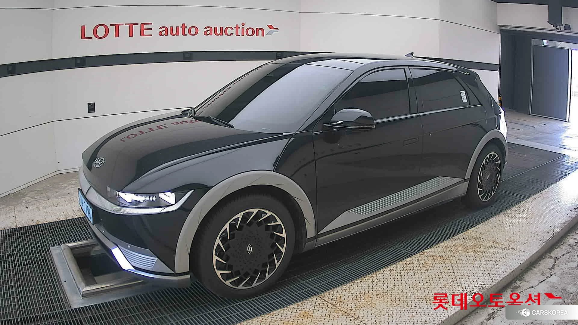 Hyundai IONIQ 5 2022 Phantom Black Pearl из Кореи, фото 4