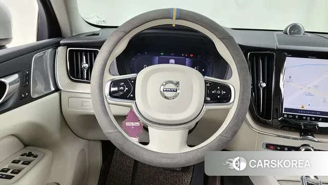 Volvo XC60 second Generation 2023 Белый из Кореи, фото 4