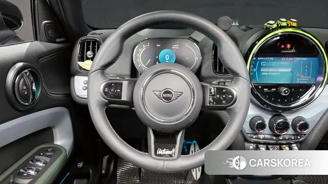 Mini Cooper S Countryman 2022 Светло-серебряный цвет из Кореи, фото 4