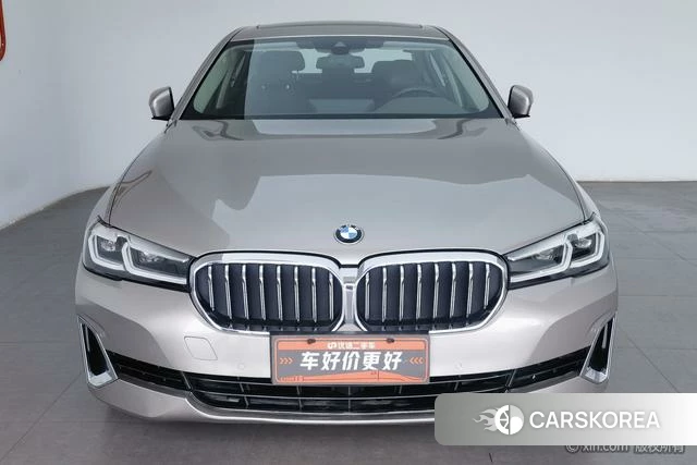 BMW 5 series 2021 Темно-серый из Китая, фото 4