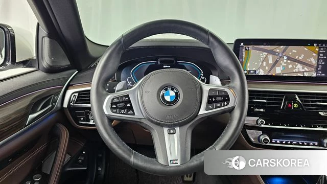 BMW 5 Series (G30) 2020 Белый из Кореи, фото 4