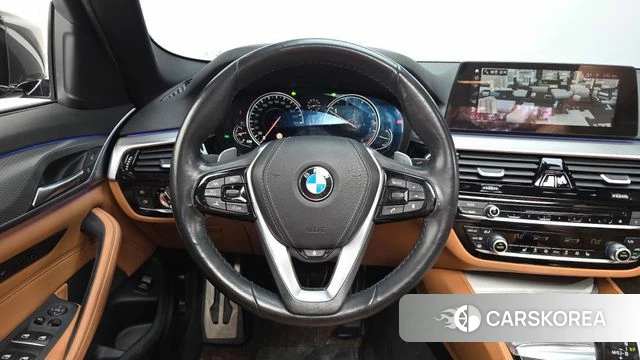 BMW 5 Series (G30) 2018 Серый из Кореи, фото 4