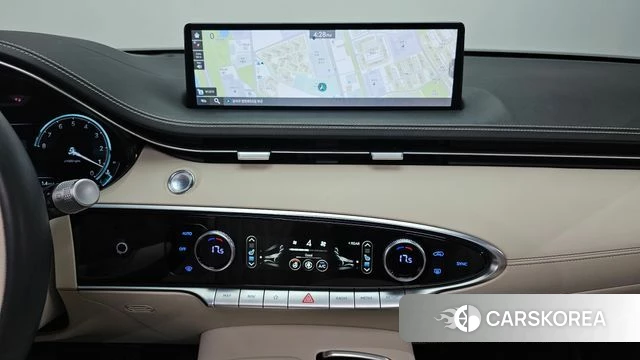 Genesis GV70 2023 Белый из Кореи, фото 4