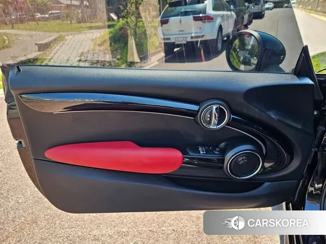 Mini Cooper S 2018 Черный из Кореи, фото 4