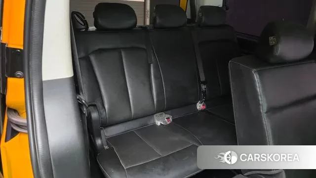 Hyundai Staria 2021 Желтый из Кореи, фото 4