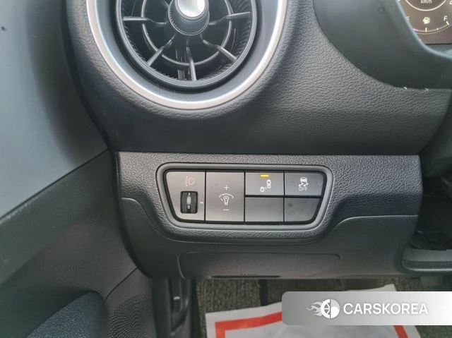Kia The New K3 2nd generation 2021 Серый из Кореи, фото 4