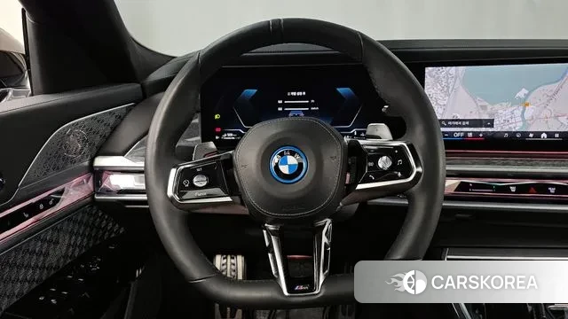 BMW 7 Series (G70) 2023 Черный из Кореи, фото 4