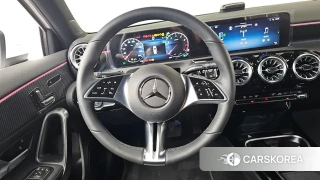 Mercedes-Benz A-Class W177 2025 Белый из Кореи, фото 4