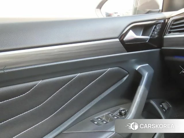 Volkswagen 7th Generation of Jetta 2023 Серый из Кореи, фото 4