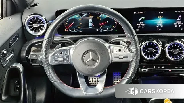 Mercedes-Benz A-Class W177 2022 Красный из Кореи, фото 4