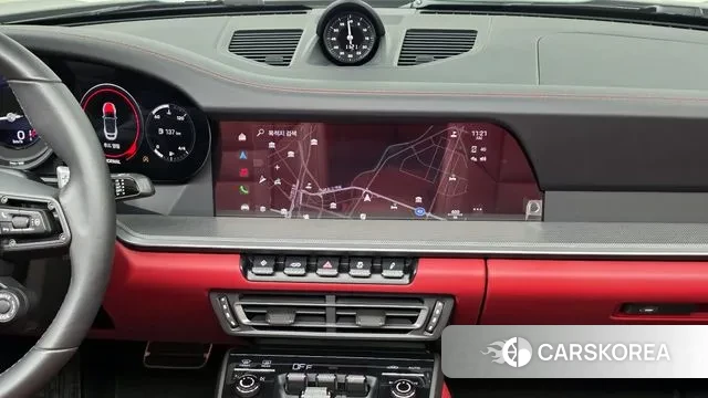 Porsche 911(992) 2024 Серебристо-серый из Кореи, фото 4