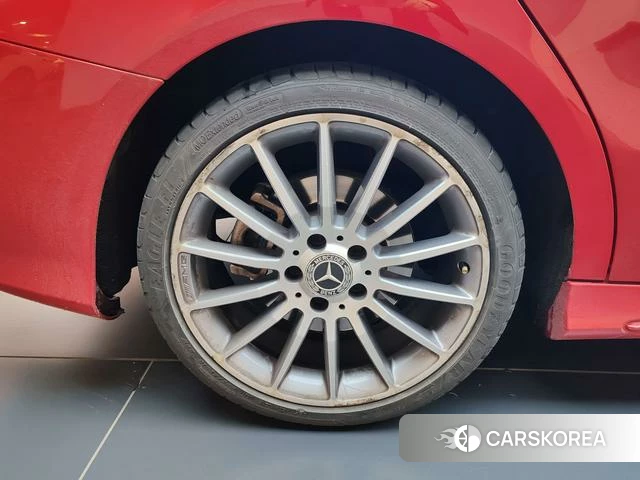 Mercedes-Benz CLA (import) 2018 Красный из Китая, фото 4
