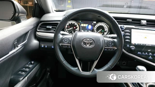 Toyota Camry (XV70) 2019 Песочный из Кореи, фото 4