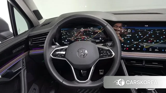Volkswagen Touareg 3rd generation 2024 Серый из Кореи, фото 4