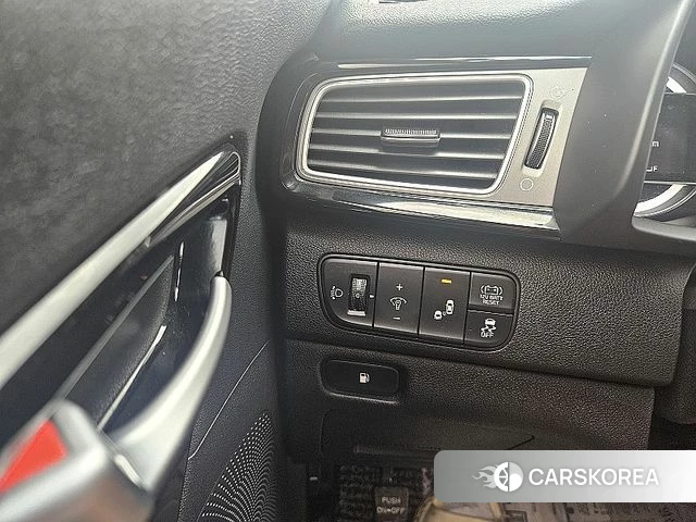 Kia Niro 2018 Черный из Кореи, фото 4