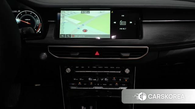 Kia K7 Premier 2020 Черный из Кореи, фото 4
