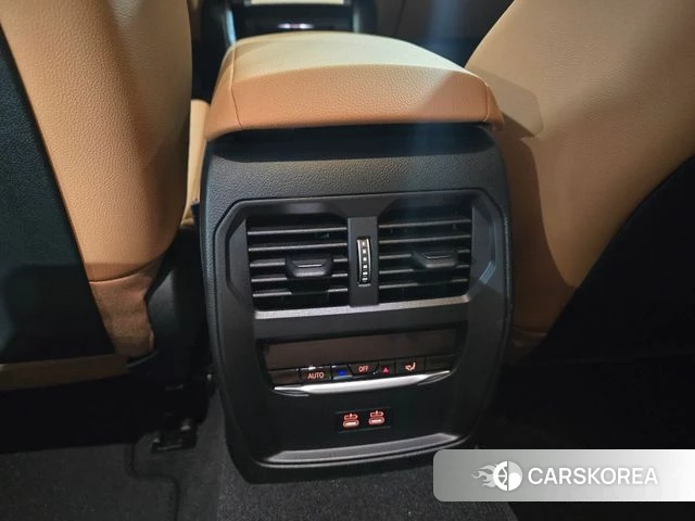 BMW 3 Series (G20) 2025 Черный из Кореи, фото 4