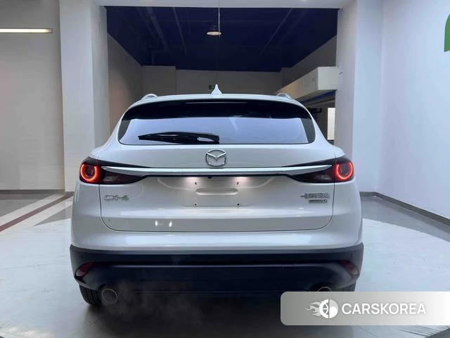 Mazda CX-4 2023 Белый из Китая, фото 4