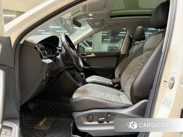 Volkswagen Tiguan L PHEV 2022 Белый из Китая, фото 4