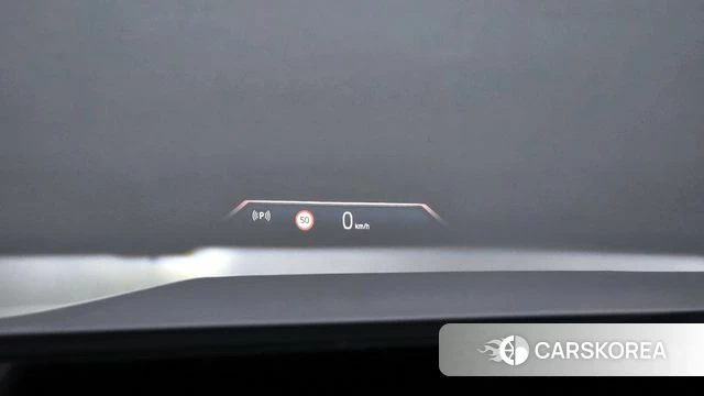 BMW 5 Series (G60) 2025 Белый из Кореи, фото 4