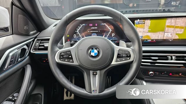 BMW 4 Series (G22) 2024 Серебристо-серый из Кореи, фото 4