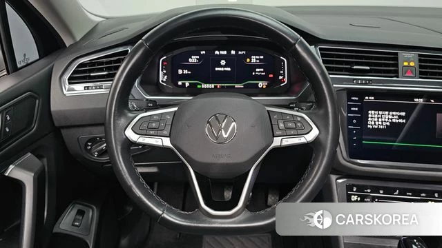 Volkswagen Tiguan Allspace 2023 Синий из Кореи, фото 4