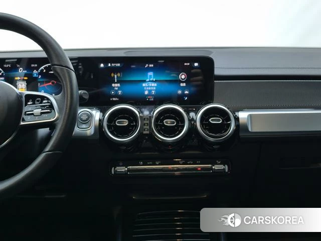 Mercedes-Benz GLB 2022 Белый из Китая, фото 4
