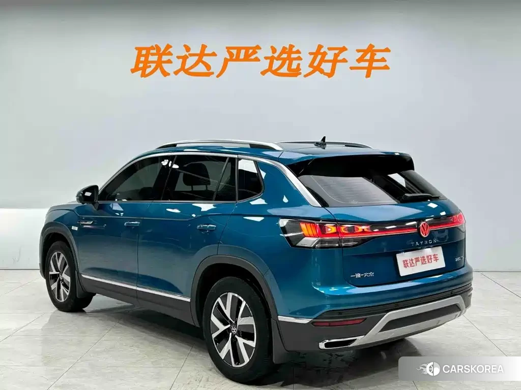Volkswagen Tayron 2023 Синий из Китая, фото 4