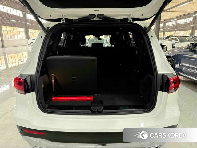 Mercedes-Benz GLB 2023 Белый из Китая, фото 4