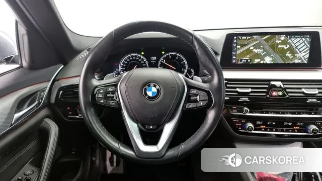 BMW 5 Series (G30) 2018 Серый из Кореи, фото 4