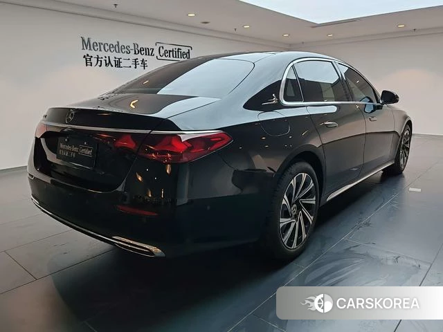 Mercedes-Benz E-class 2024 Черный из Китая, фото 4