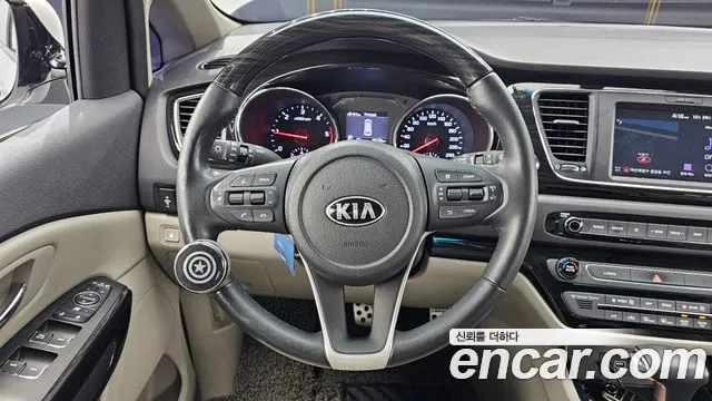 Kia The New Carnival 2018 Белый из Кореи, фото 4
