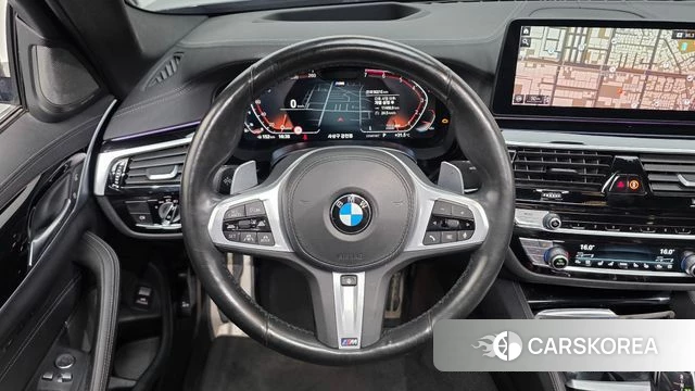 BMW 5 Series (G30) 2021 Черный из Кореи, фото 4