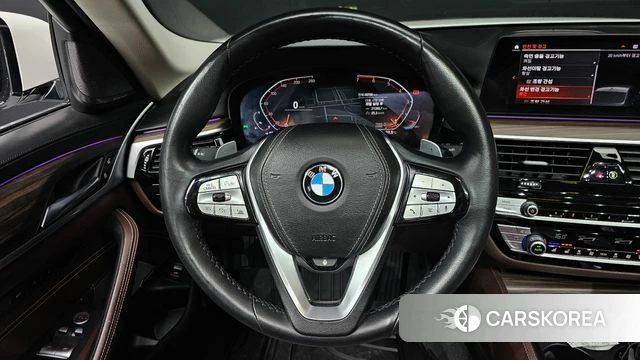 BMW 5 Series (G30) 2020 Белый из Кореи, фото 4