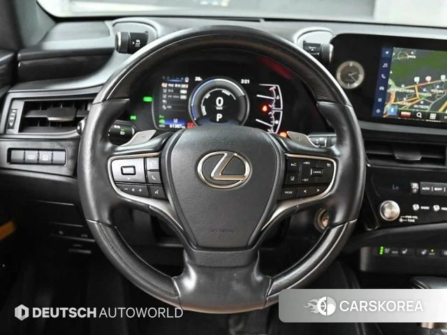 Lexus ES300h 7th generation 2024 Серебристо-серый из Кореи, фото 4