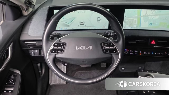 Kia EV6 2023 Жемчужный цвет из Кореи, фото 4