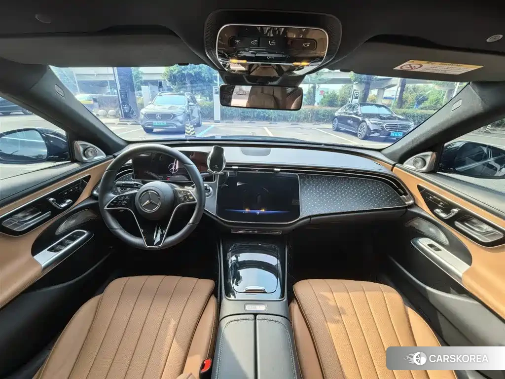 Mercedes-Benz E-Class 2025 Черный из Китая, фото 4