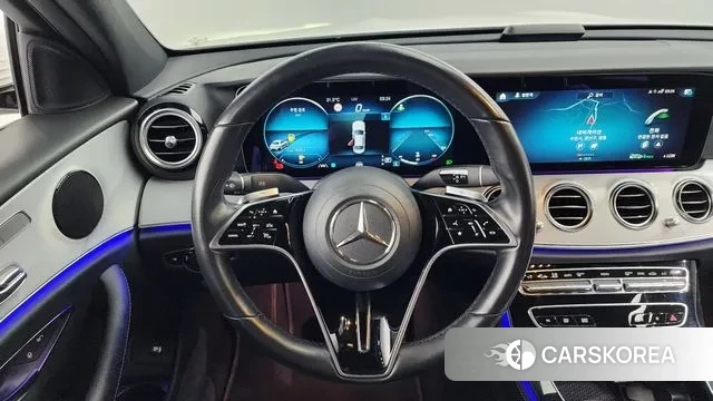 Mercedes-Benz E-Class W213 2021 Белый из Кореи, фото 4