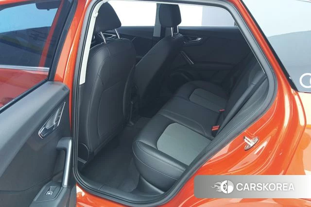 Audi Q2L 2021 Красный из Китая, фото 4