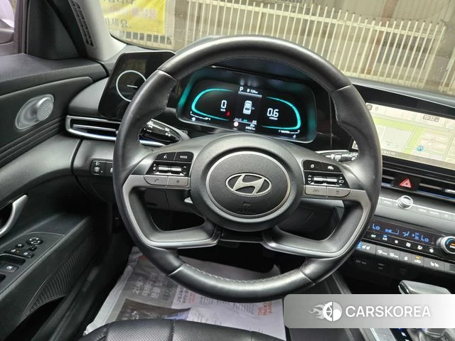 Hyundai The New Avante (CN7) 2023 Белый из Кореи, фото 4