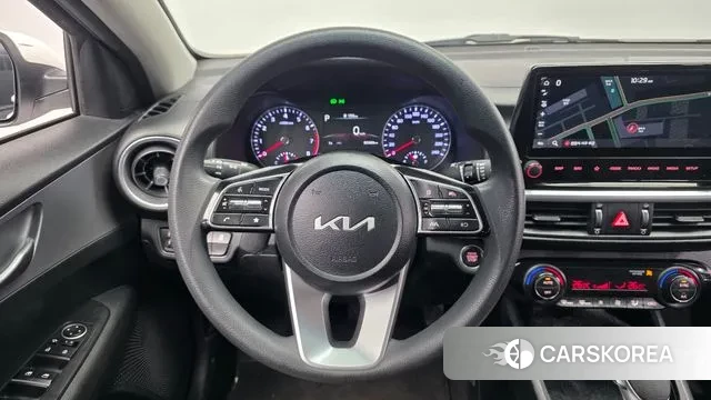 Kia The New K3 2nd generation 2021 Белый из Кореи, фото 4
