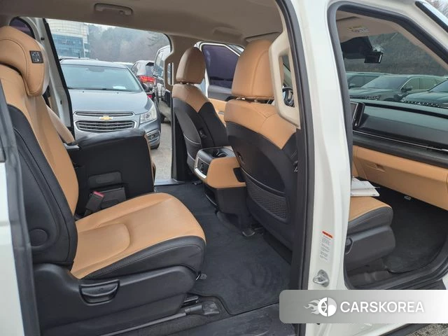 Kia Carnival 4th generation 2023 Белый из Кореи, фото 4
