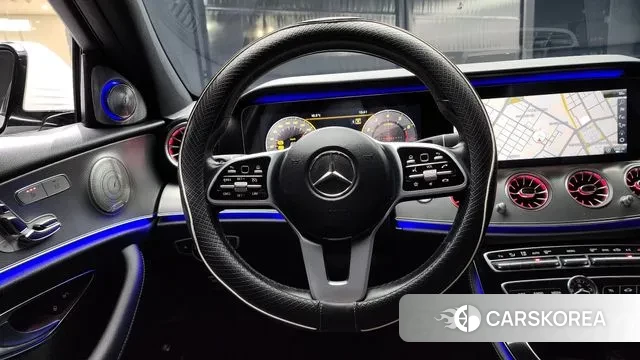 Mercedes-Benz E-Class W213 2019 Белый из Кореи, фото 4