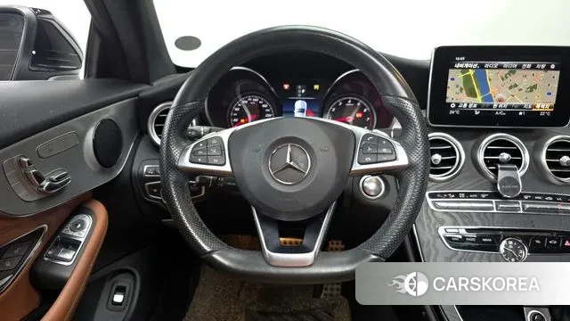 Mercedes-Benz C-Class W205 2018 Черный из Кореи, фото 4